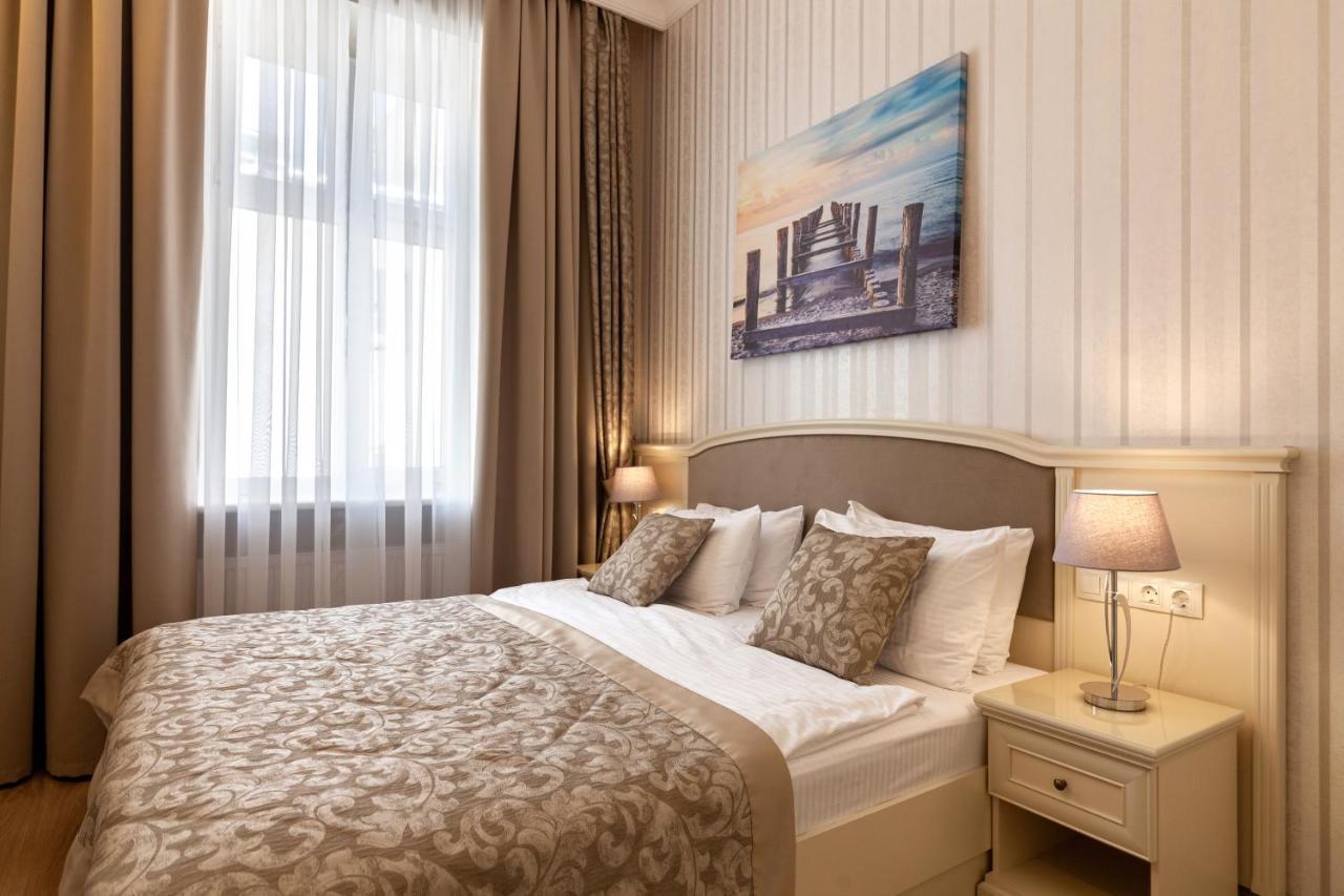 Royal Mini-Apart Hotel On Rynok Square Lemberg Exterior foto